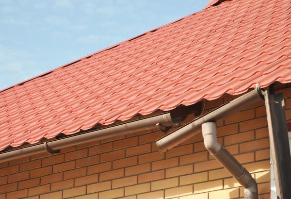Loose Gutter Repair in Reston